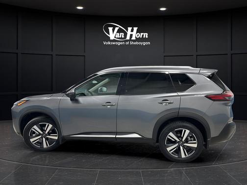 2022 Nissan Rogue SL