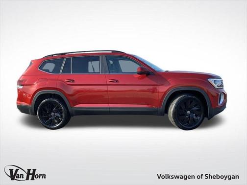 2025 Volkswagen Atlas 2.0T SE w/Technology 4MOTION