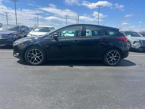 Shadow Black 2018 Ford Focus SEL