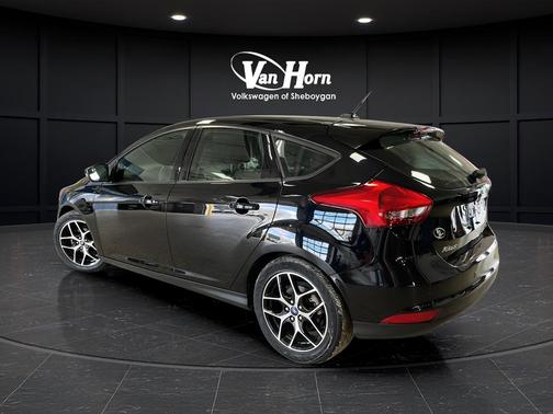 Shadow Black 2018 Ford Focus SEL