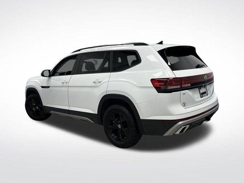 2024 Volkswagen Atlas 2.0T SE w/Technology 4MOTION
