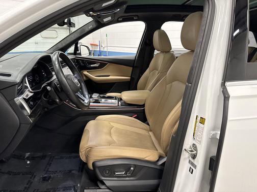 2022 Audi Q7 55 Prestige