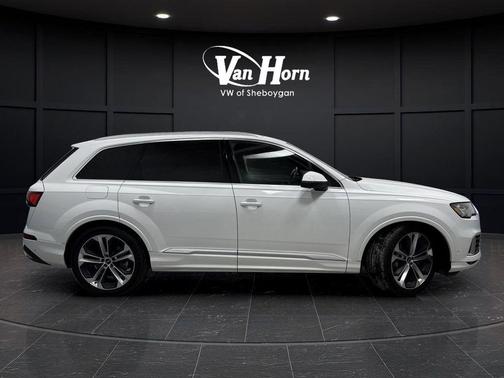 2022 Audi Q7 55 Prestige