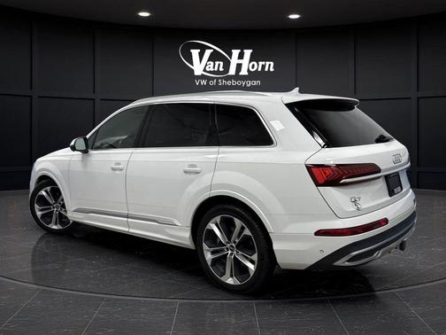 2022 Audi Q7 55 Prestige