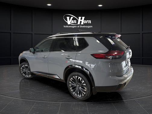 Boulder Gray/Super Black 2026 Nissan Rogue Platinum