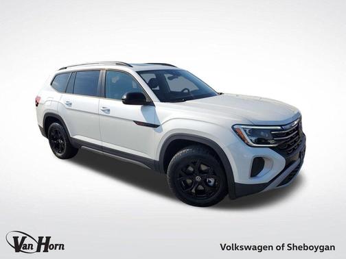 2024 Volkswagen Atlas 2.0T SEL