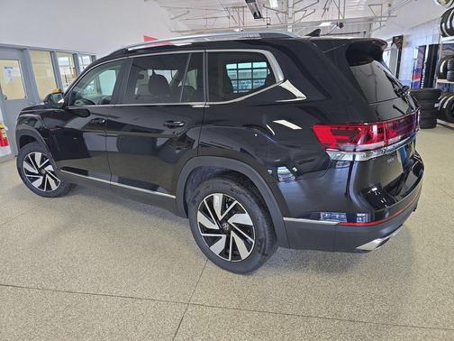 2025 Volkswagen Atlas 2.0T SEL