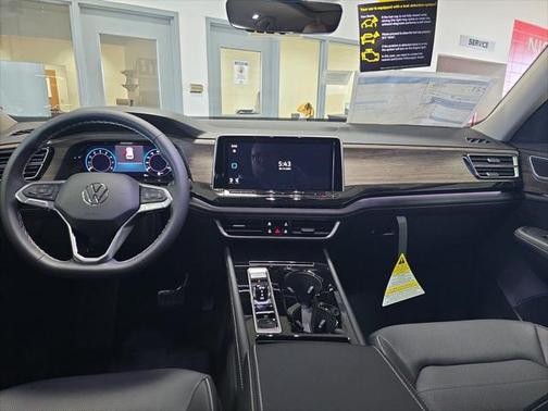 2025 Volkswagen Atlas 2.0T SEL
