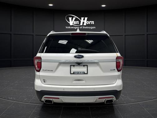 White Platinum Metallic Tri-Coat 2016 Ford Explorer Platinum