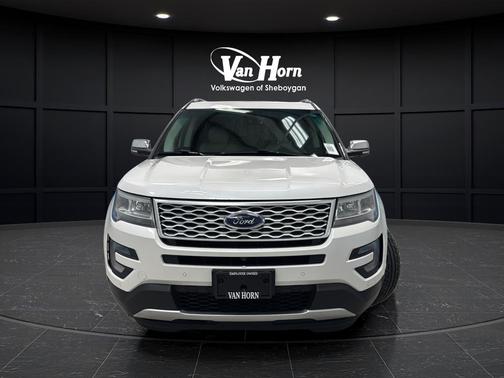 White Platinum Metallic Tri-Coat 2016 Ford Explorer Platinum