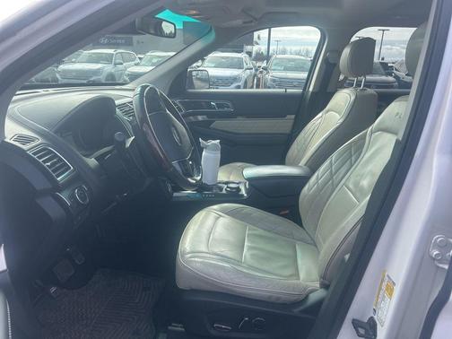 2016 Ford Explorer Platinum