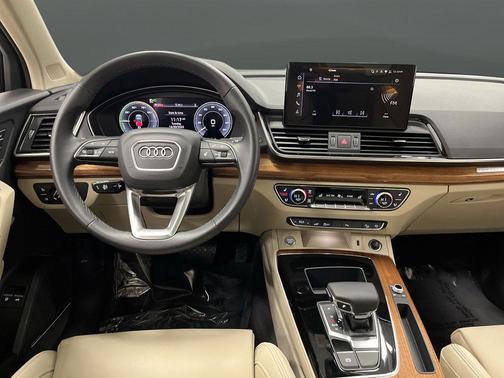 2024 Audi Q5 55 S line Premium Plus
