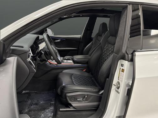 2023 Audi SQ8 4.0T Prestige