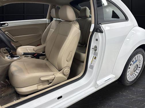 2016 Volkswagen Beetle 1.8T SE