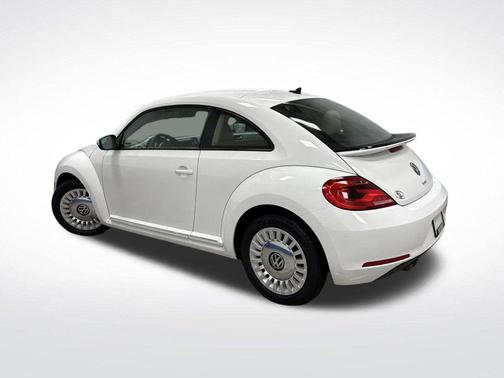 2016 Volkswagen Beetle 1.8T SE