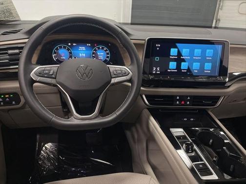 2024 Volkswagen Atlas 2.0T SE w/Technology 4MOTION