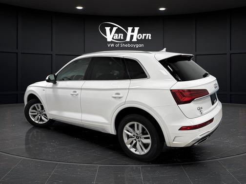 2023 Audi Q5 45 S line Premium