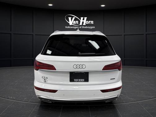 2023 Audi Q5 45 S line Premium