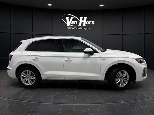 2023 Audi Q5 45 S line Premium