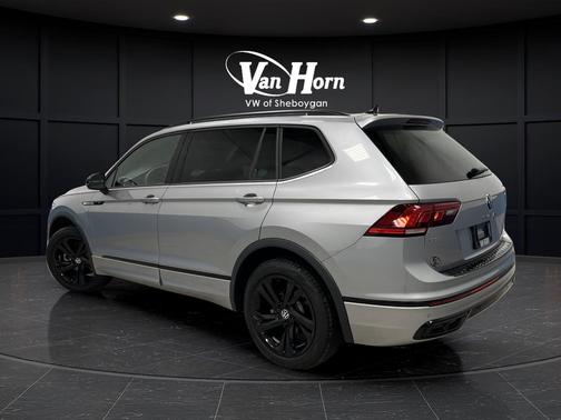 2024 Volkswagen Tiguan 2.0T SE R-Line Black 4MOTION