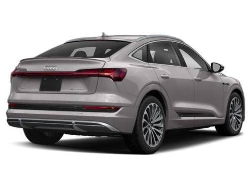 Florett Silver Metallic 2022 Audi e-tron Sportback S line Prestige