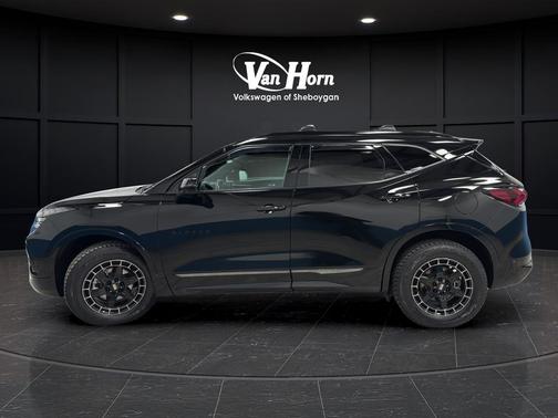 Black 2022 Chevrolet Blazer RS
