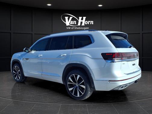 Opal White Pearl 2026 Volkswagen Atlas 2.0T SEL Premium R-Line 4MOTION