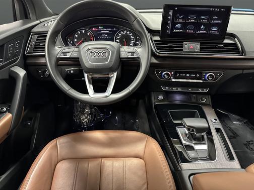 2022 Audi Q5 45 S line Premium