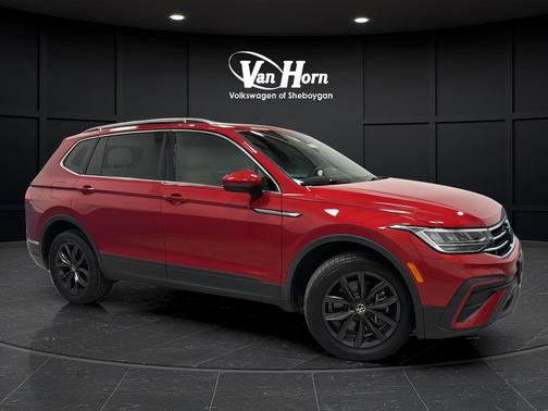 Kings Red Metallic 2024 Volkswagen Tiguan 2.0T SE 4MOTION