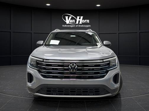 Silver Mist Metallic 2024 Volkswagen Atlas 2.0T SEL