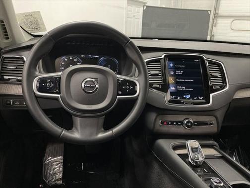 2021 Volvo XC90 Recharge Plug-In Hybrid T8 Inscription 7 Passenger