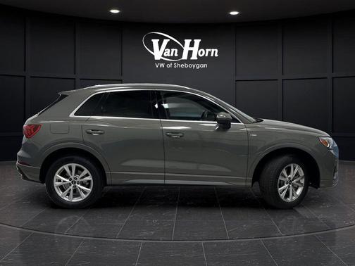 2024 Audi Q3 45 S line Premium Plus