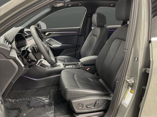 2024 Audi Q3 45 S line Premium Plus