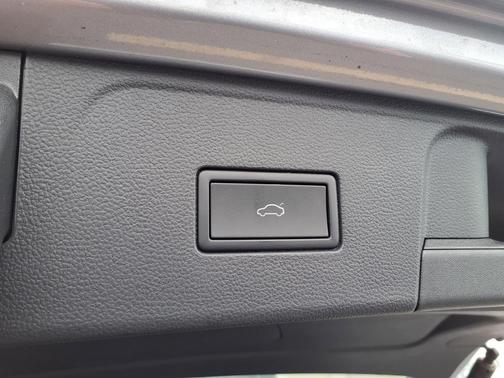 2024 Volkswagen Atlas 2.0T SEL Premium R-Line 4MOTION