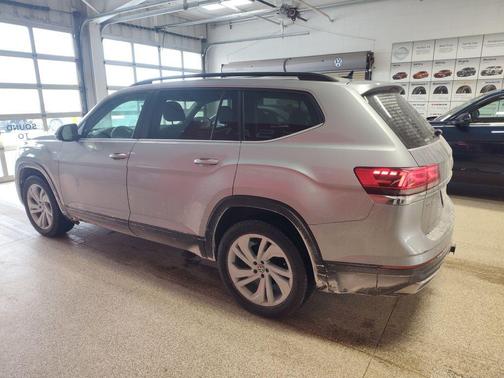 2021 Volkswagen Atlas 3.6L SE w/Technology