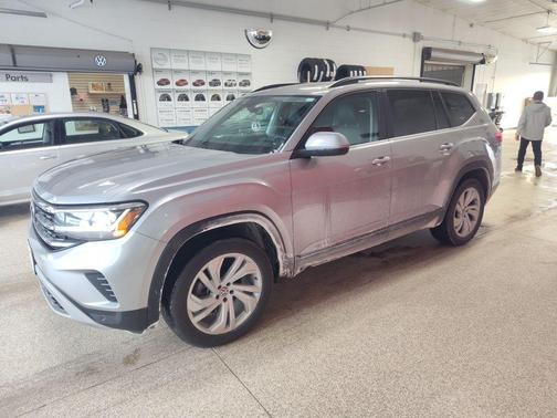 2021 Volkswagen Atlas 3.6L SE w/Technology