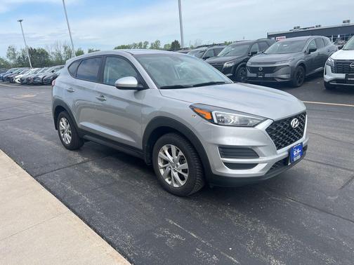 Stellar Silver 2020 Hyundai TUCSON SE