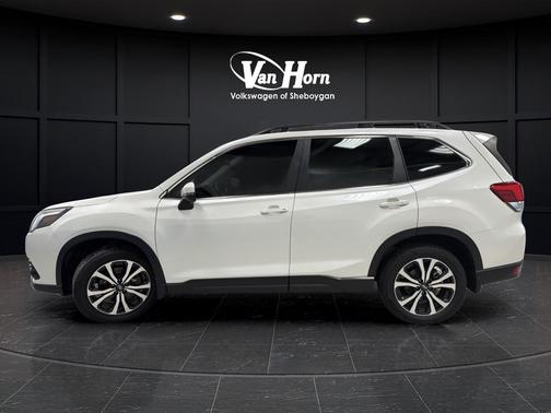 Crystal White Pearl 2023 Subaru Forester Limited