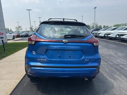 2023 Nissan Kicks SV