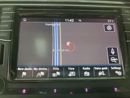 2018 Volkswagen Beetle 2.0T SE