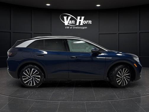 2023 Volkswagen ID.4 Pro S Plus