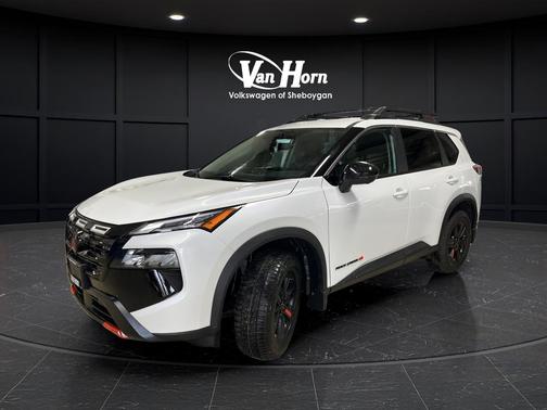 Everest White Pearl Tricoat 2026 Nissan Rogue Rock Creek