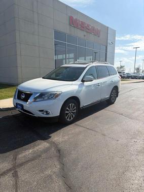 Moonlight White 2013 Nissan Pathfinder SL