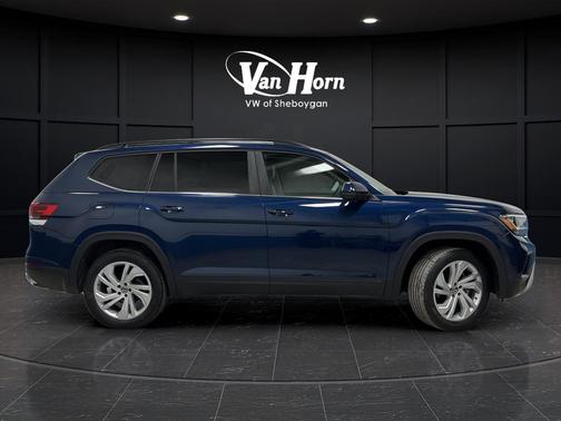 2023 Volkswagen Atlas 2.0T SE w/Technology 4MOTION