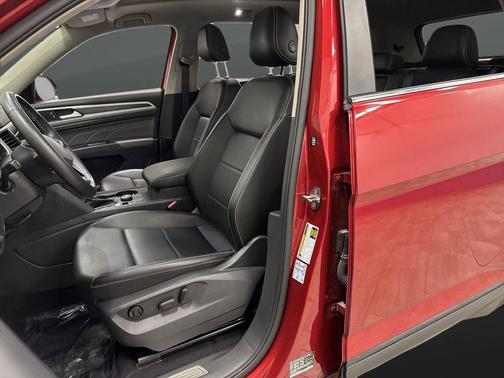 2021 Volkswagen Atlas 3.6L SE w/Technology