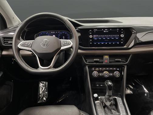 2022 Volkswagen Taos 1.5T SEL
