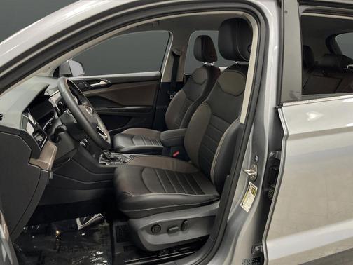 2022 Volkswagen Taos 1.5T SEL