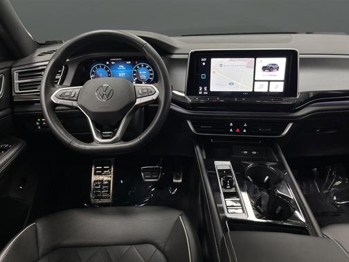 2024 Volkswagen Atlas Cross Sport 2.0T SEL Premium