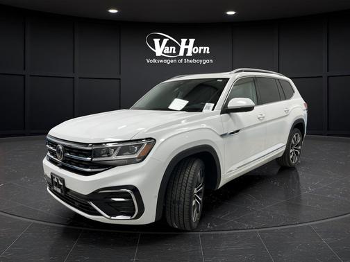 Pure White 2022 Volkswagen Atlas 3.6L SEL Premium