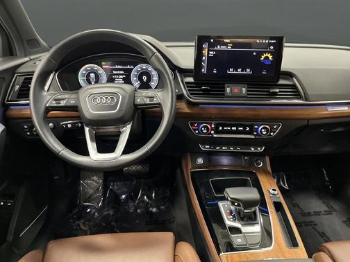 2022 Audi Q5 55 S line Prestige